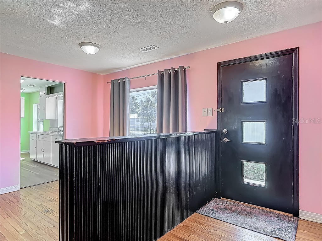 243 S Hull Avenue Deland FL 32720 V4941976 image8