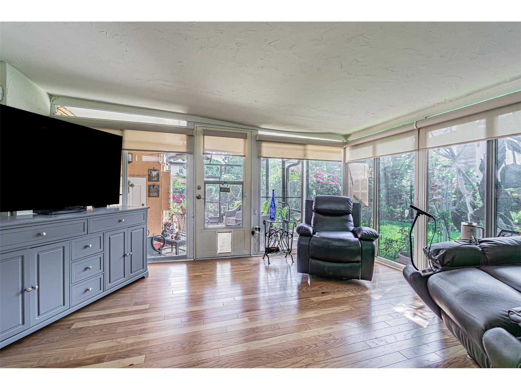 243 Snell Isle Boulevard NE Saint Petersburg FL 33704 TB8496115 image13