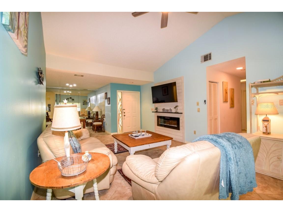 243 Southampton Lane #273 Venice FL 34293 A4519223 image7