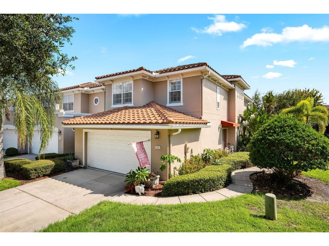 243 Valencia Circle Saint Petersburg FL 33716 U8210877 image1