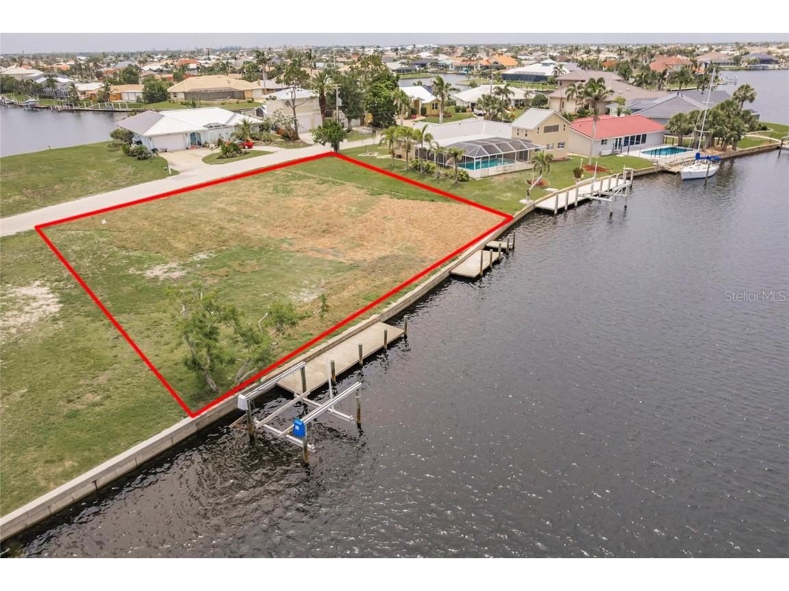 243 Venezia Court Punta Gorda FL 33950 C7499079 image12