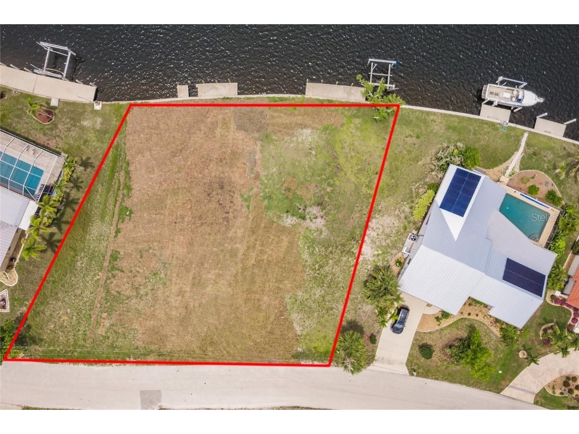 243 Venezia Court Punta Gorda FL 33950 C7499079 image13