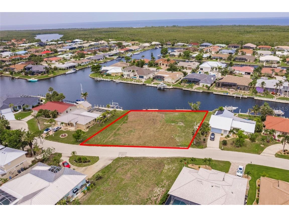 243 Venezia Court Punta Gorda FL 33950 C7499079 image3
