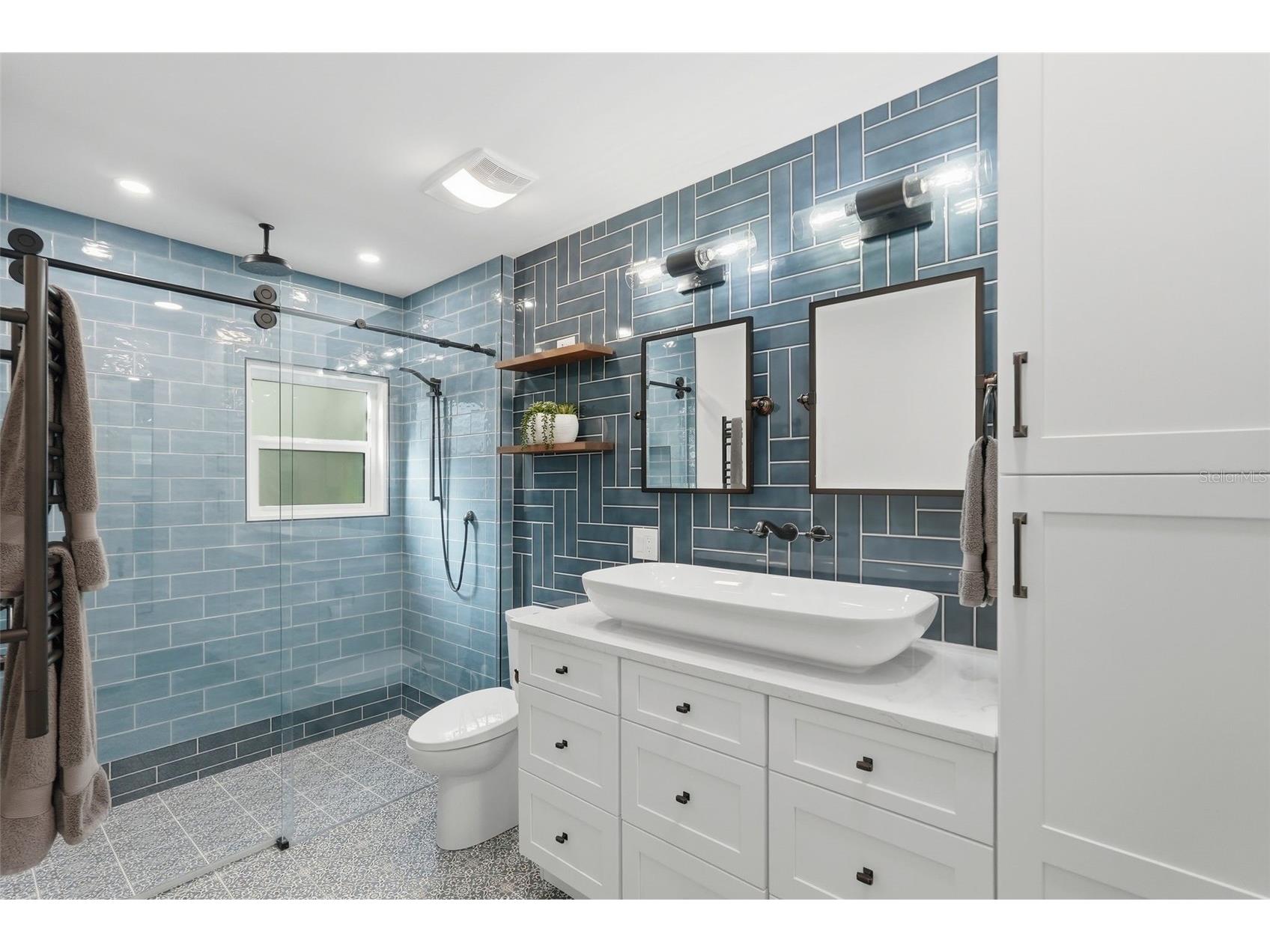 2430 14th Street N Saint Petersburg FL 33704 TB8473563 image10