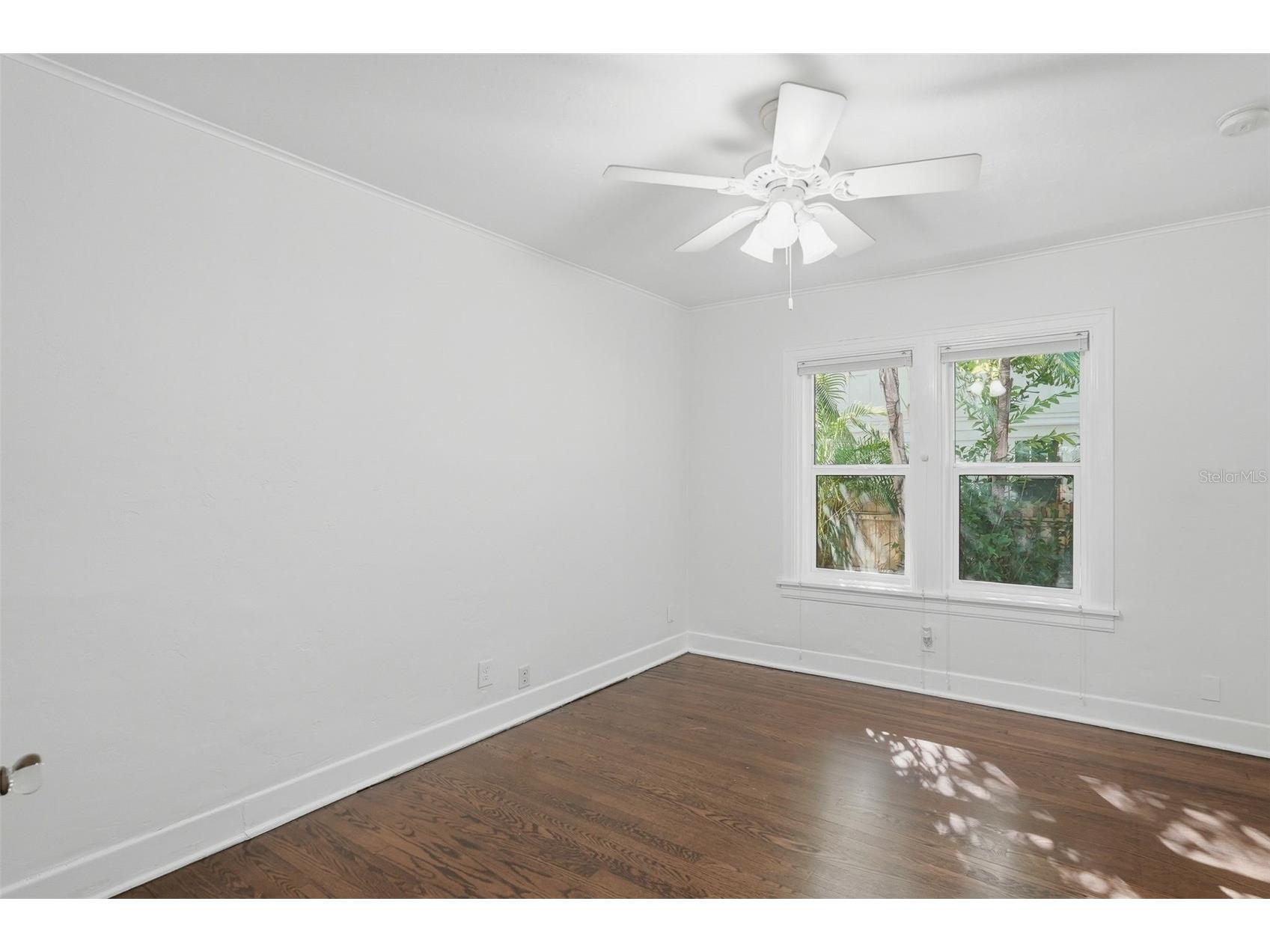 2430 14th Street N Saint Petersburg FL 33704 TB8473563 image19