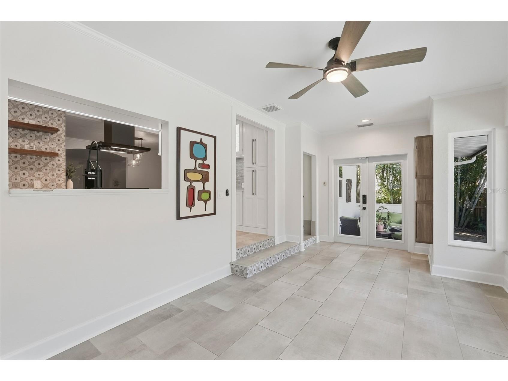 2430 14th Street N Saint Petersburg FL 33704 TB8473563 image23