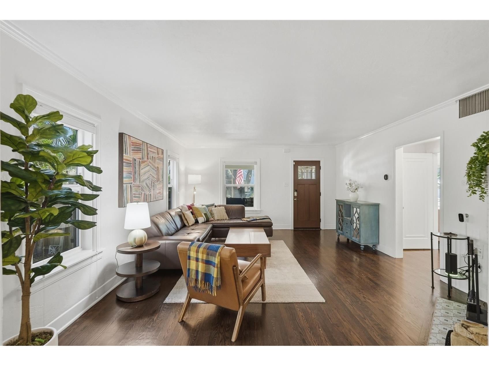 2430 14th Street N Saint Petersburg FL 33704 TB8473563 image7