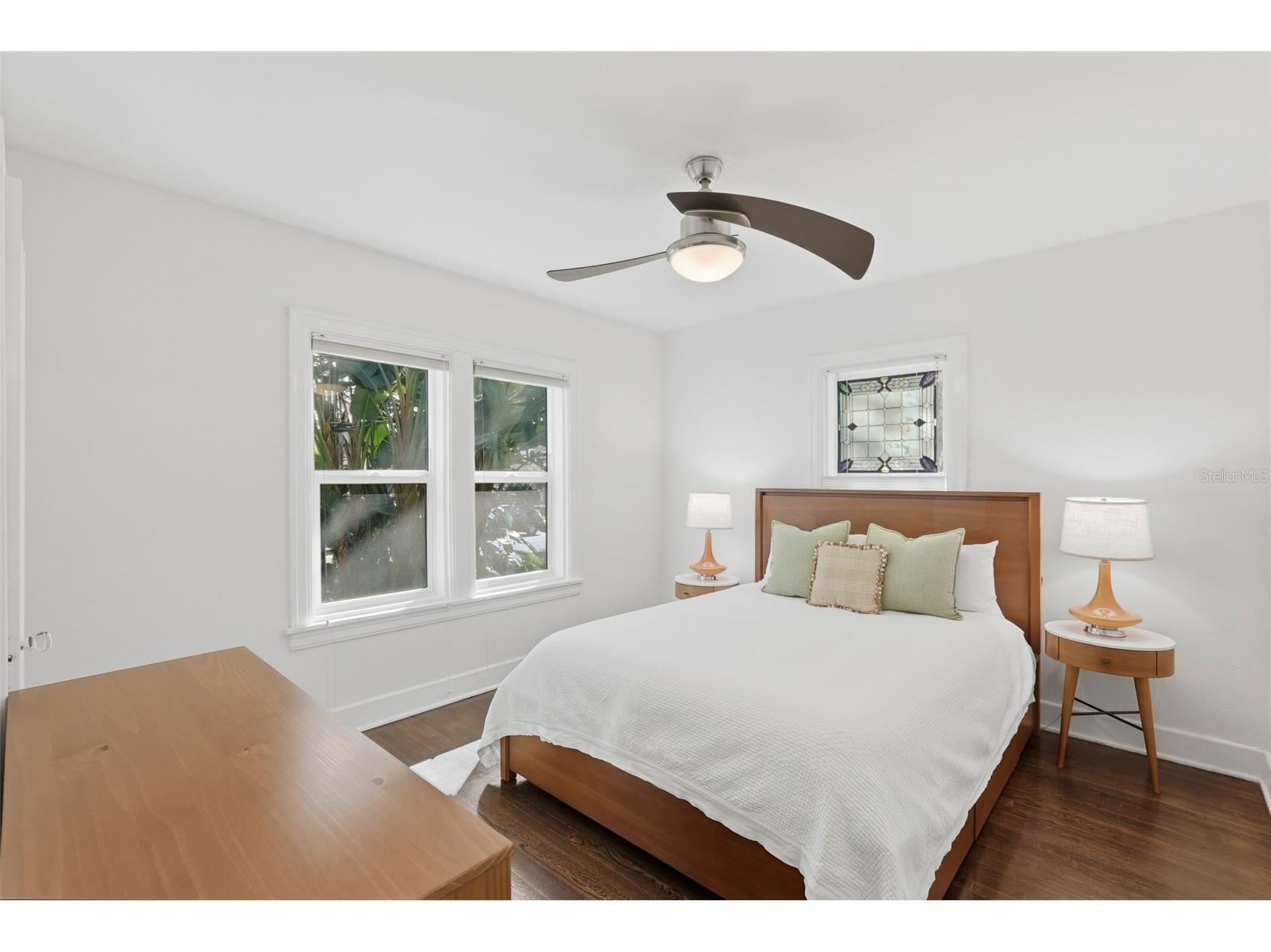 2430 14th Street N Saint Petersburg FL 33704 TB8473563 image8