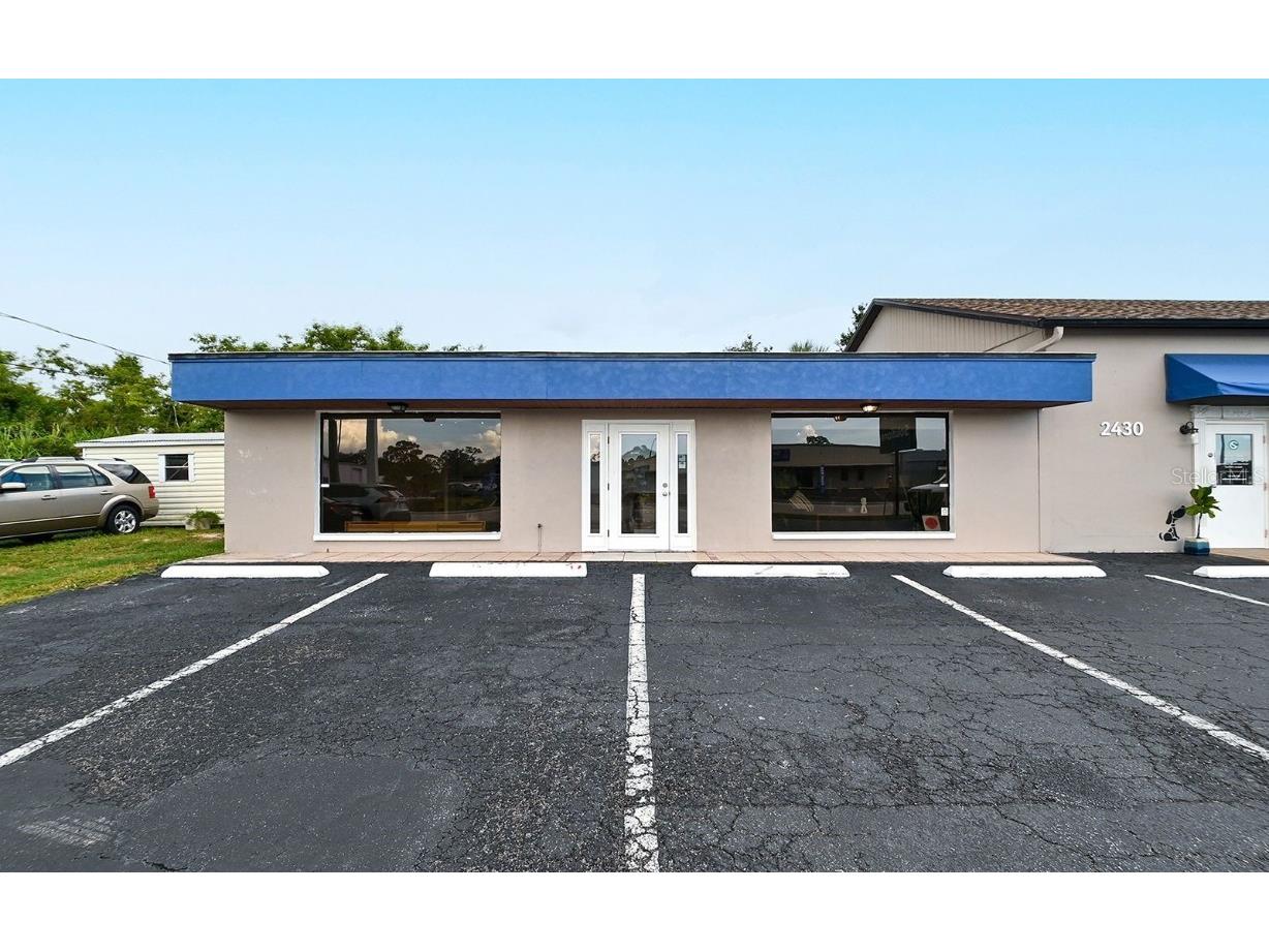 2430 17th Street Sarasota FL 34234 A4576693 image1