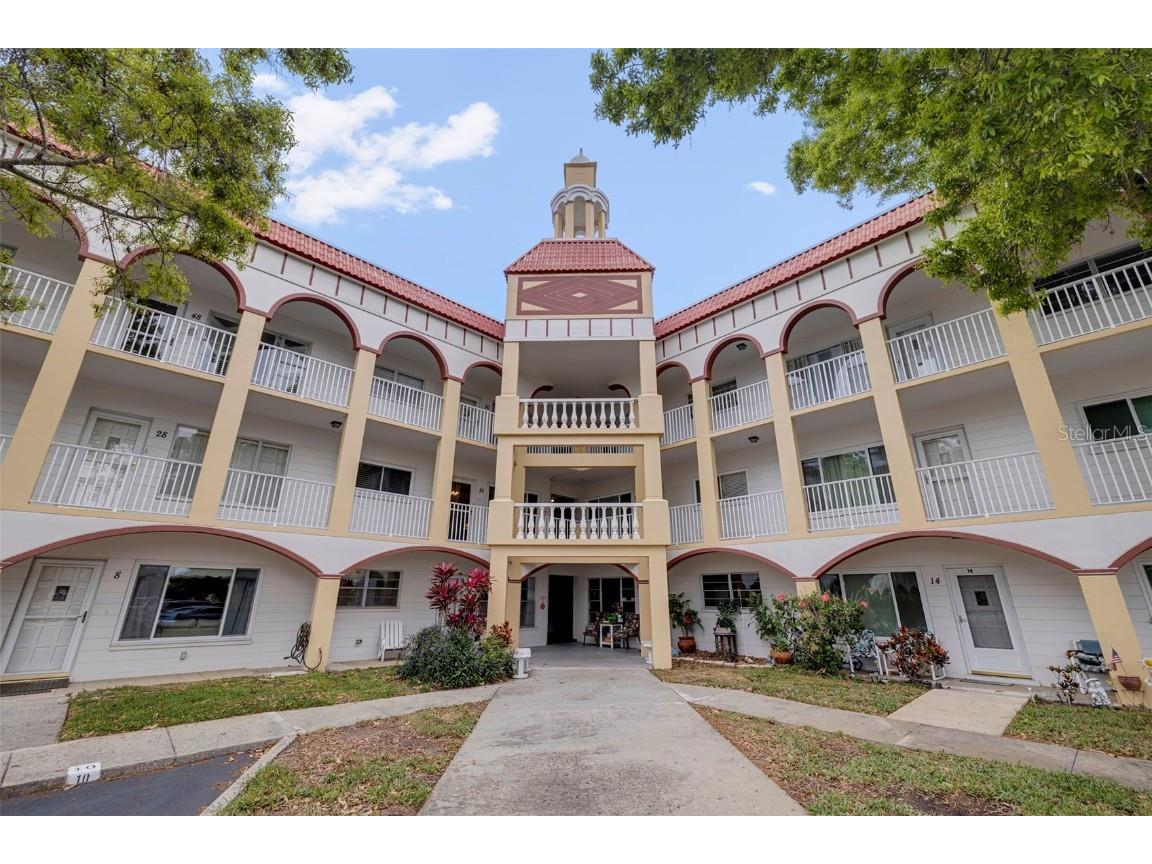 2430 Florentine Way #8 Clearwater FL 33763 U8231612 image1