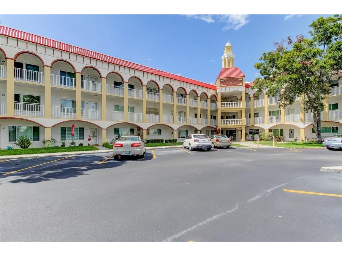 2430 Florentine Way #8 Clearwater FL 33763 W7867225 image1