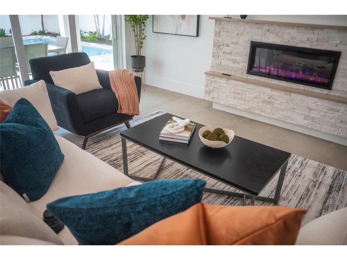 2430 Floyd Street Sarasota FL 34239 A4672666 image15