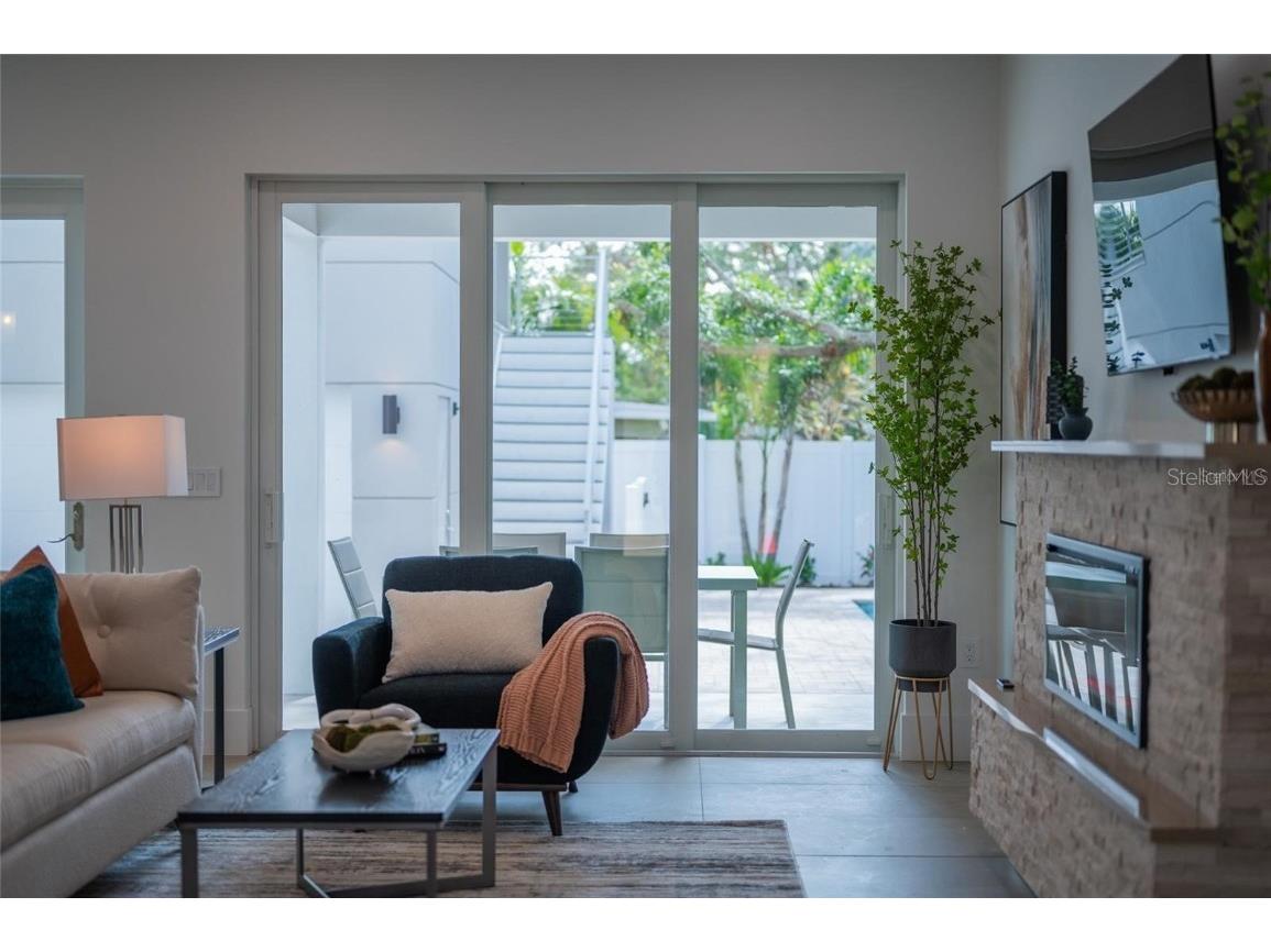 2430 Floyd Street Sarasota FL 34239 A4672666 image18