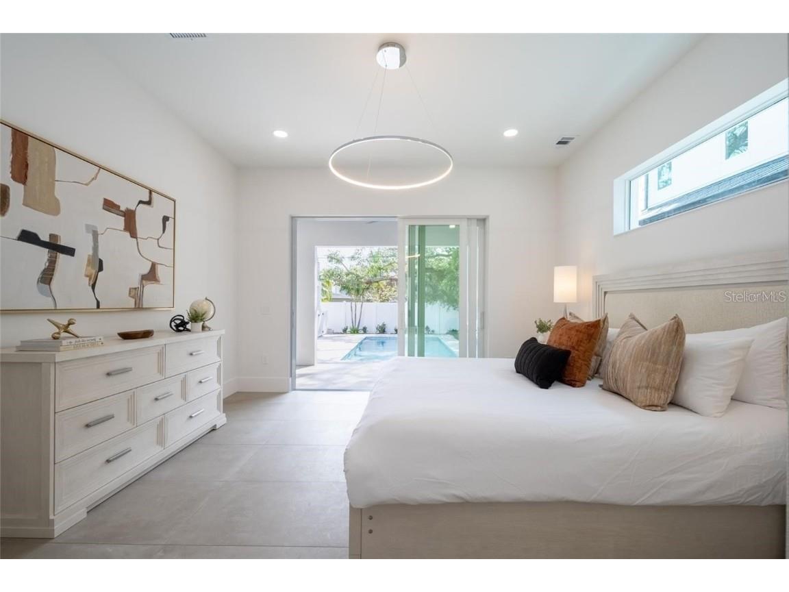 2430 Floyd Street Sarasota FL 34239 A4672666 image21