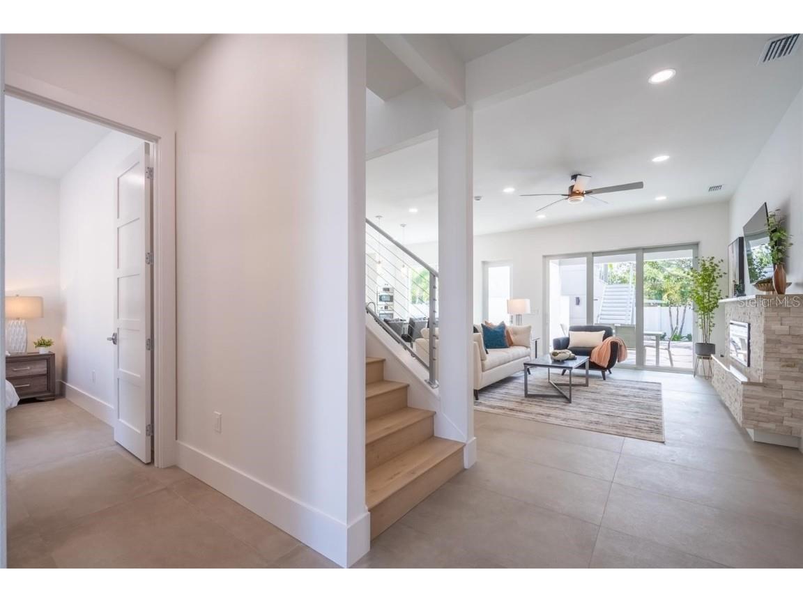 2430 Floyd Street Sarasota FL 34239 A4672666 image31