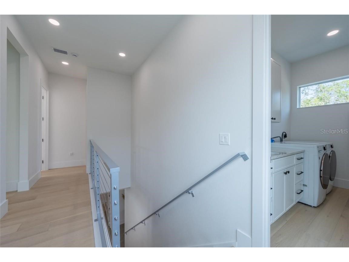 2430 Floyd Street Sarasota FL 34239 A4672666 image38