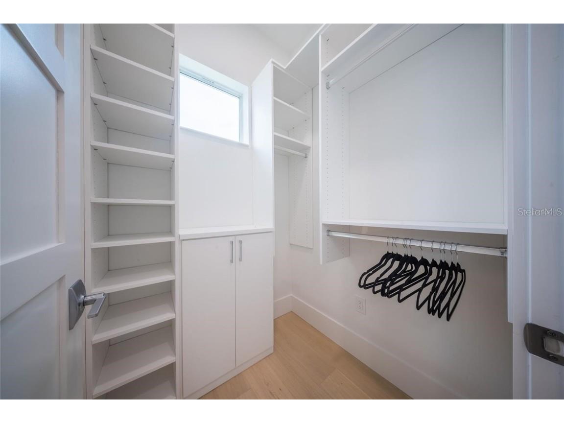 2430 Floyd Street Sarasota FL 34239 A4672666 image48