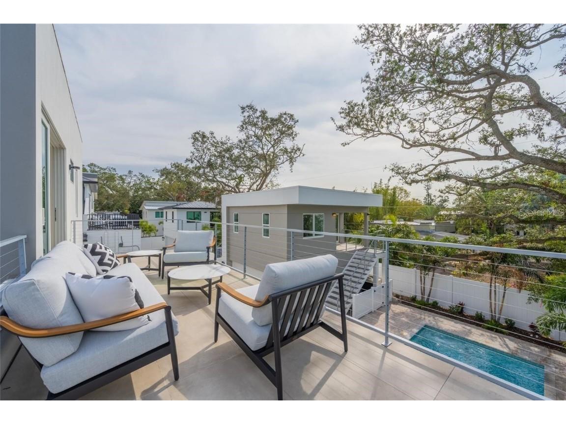 2430 Floyd Street Sarasota FL 34239 A4672666 image52