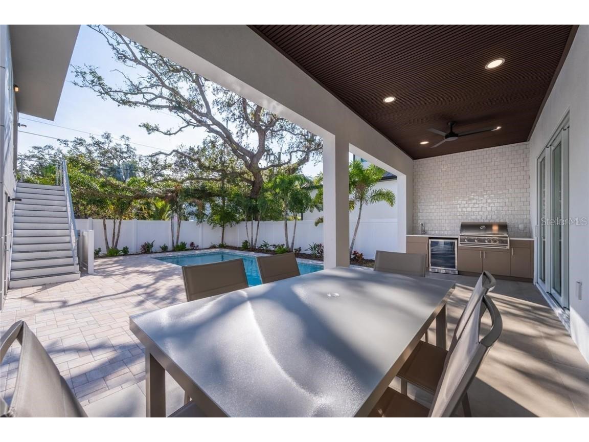 2430 Floyd Street Sarasota FL 34239 A4672666 image59