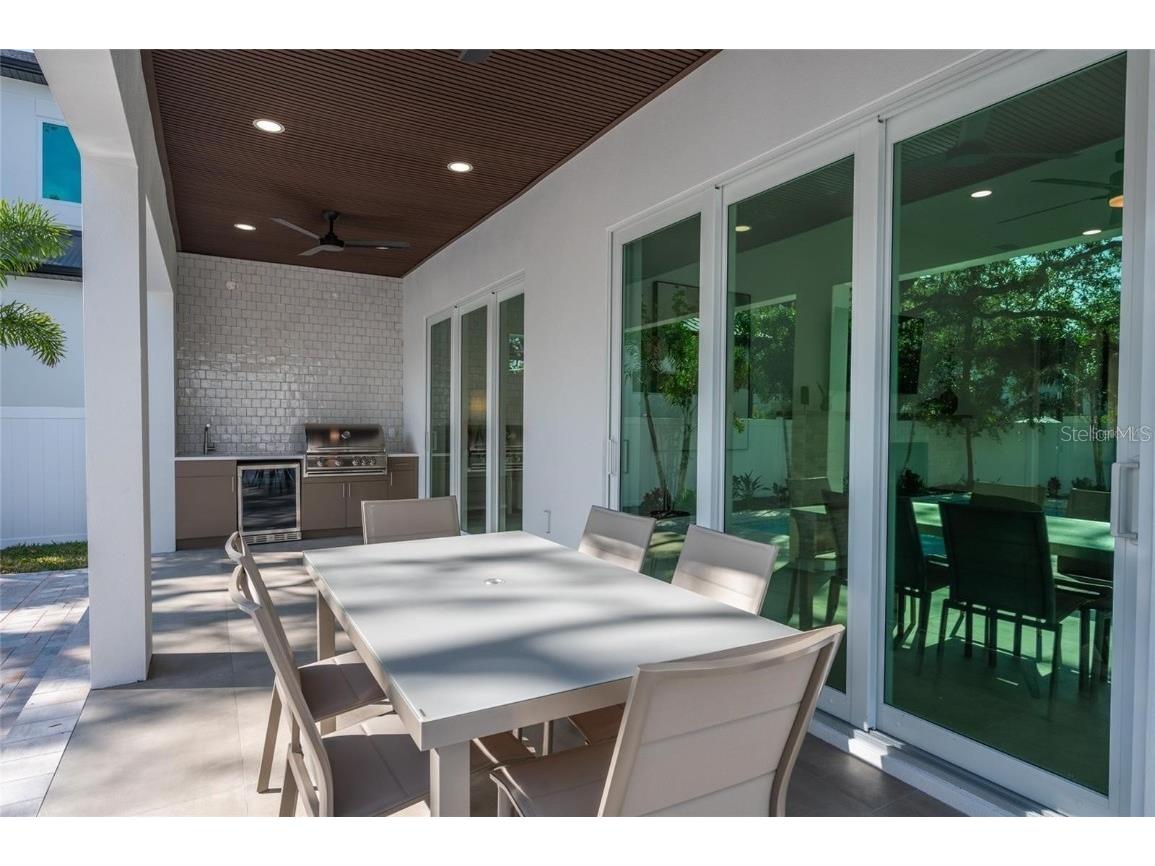 2430 Floyd Street Sarasota FL 34239 A4672666 image60