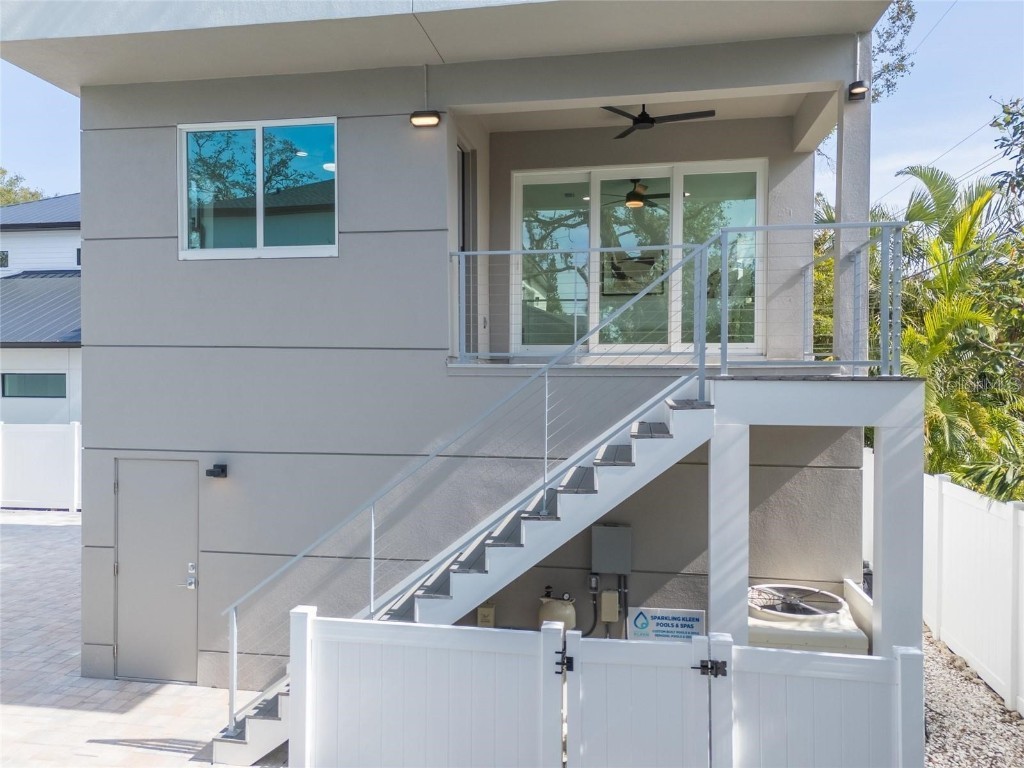 2430 Floyd Street Sarasota FL 34239 A4672666 image66