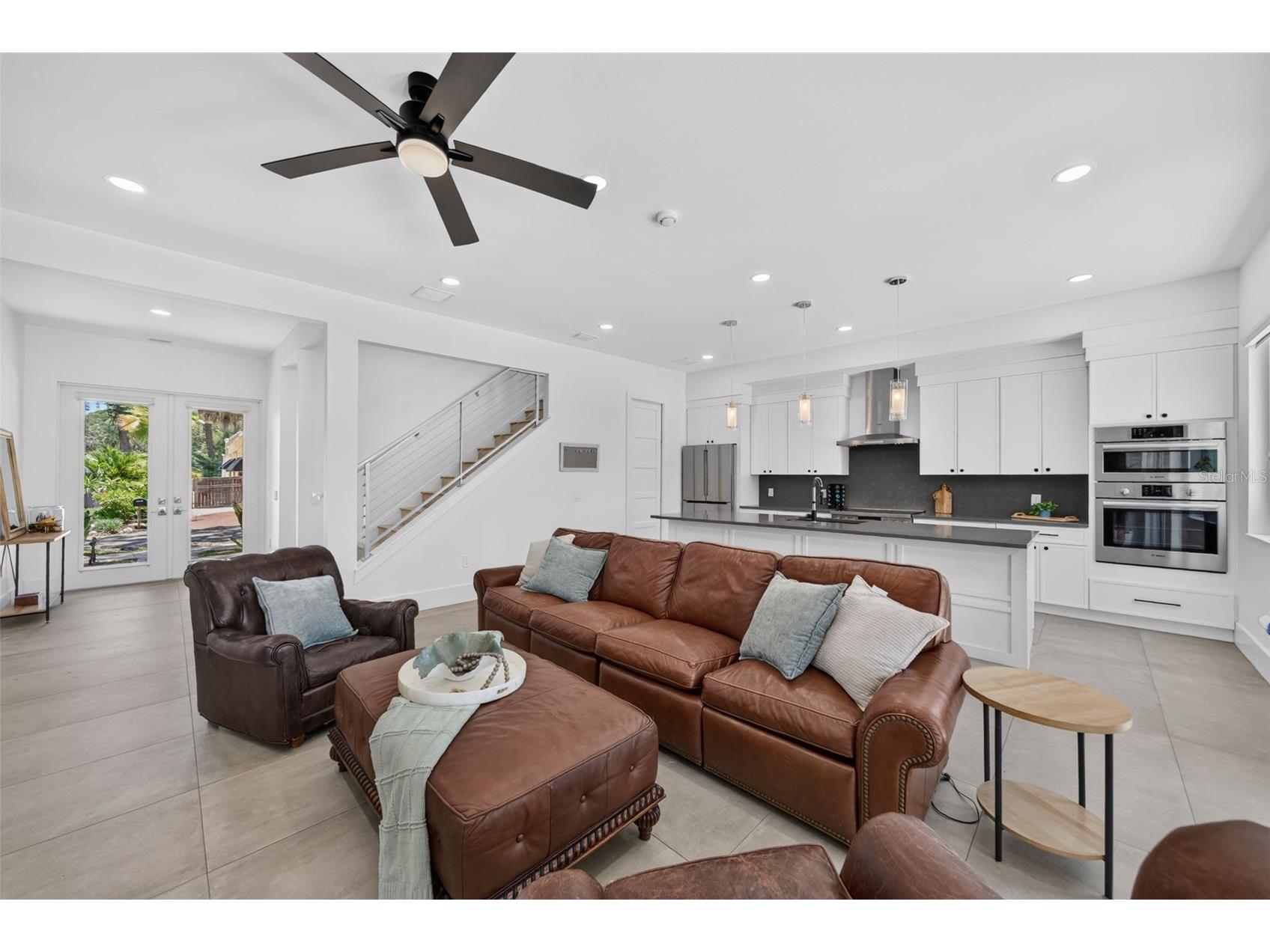 2430 Floyd Street Sarasota FL 34239 A4697497 image13