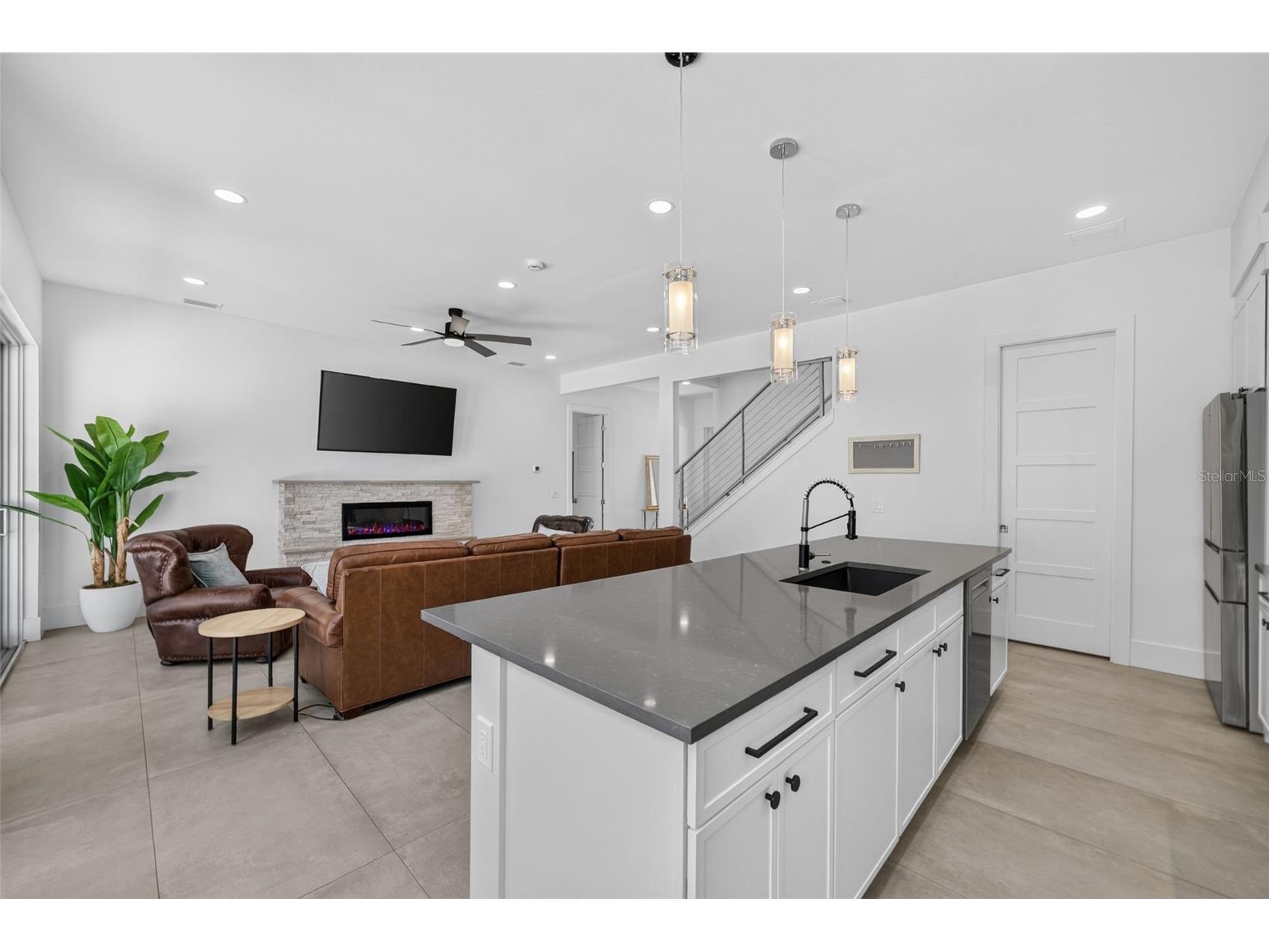 2430 Floyd Street Sarasota FL 34239 A4697497 image18
