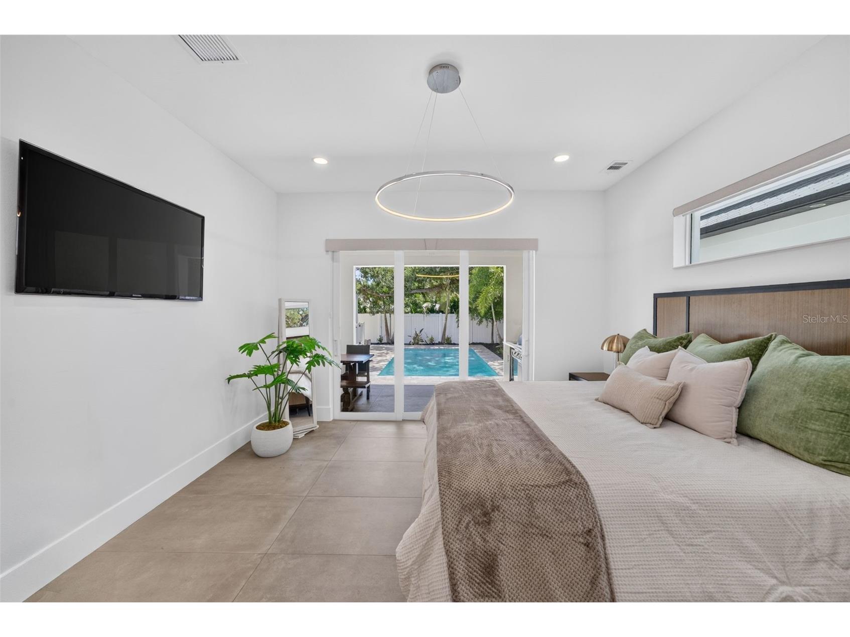 2430 Floyd Street Sarasota FL 34239 A4697497 image19