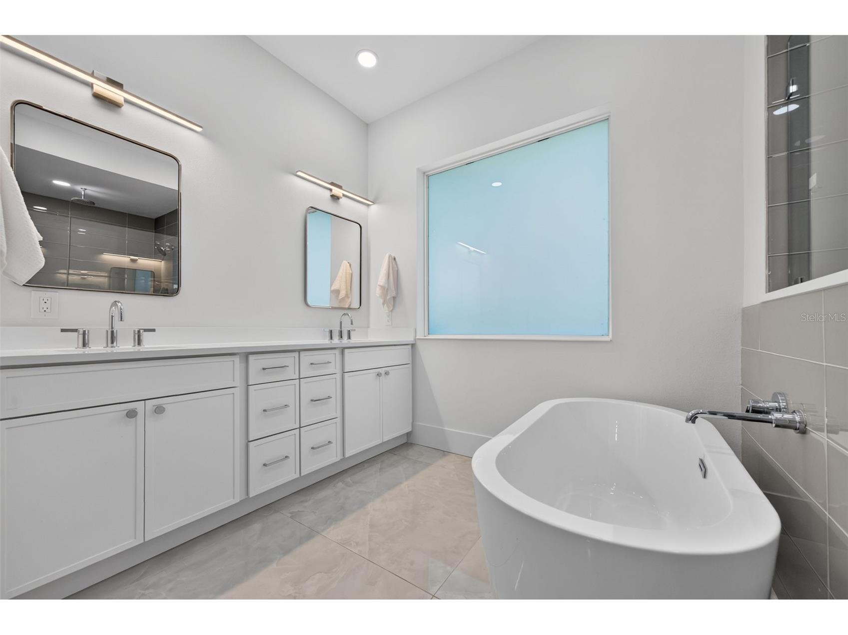 2430 Floyd Street Sarasota FL 34239 A4697497 image23