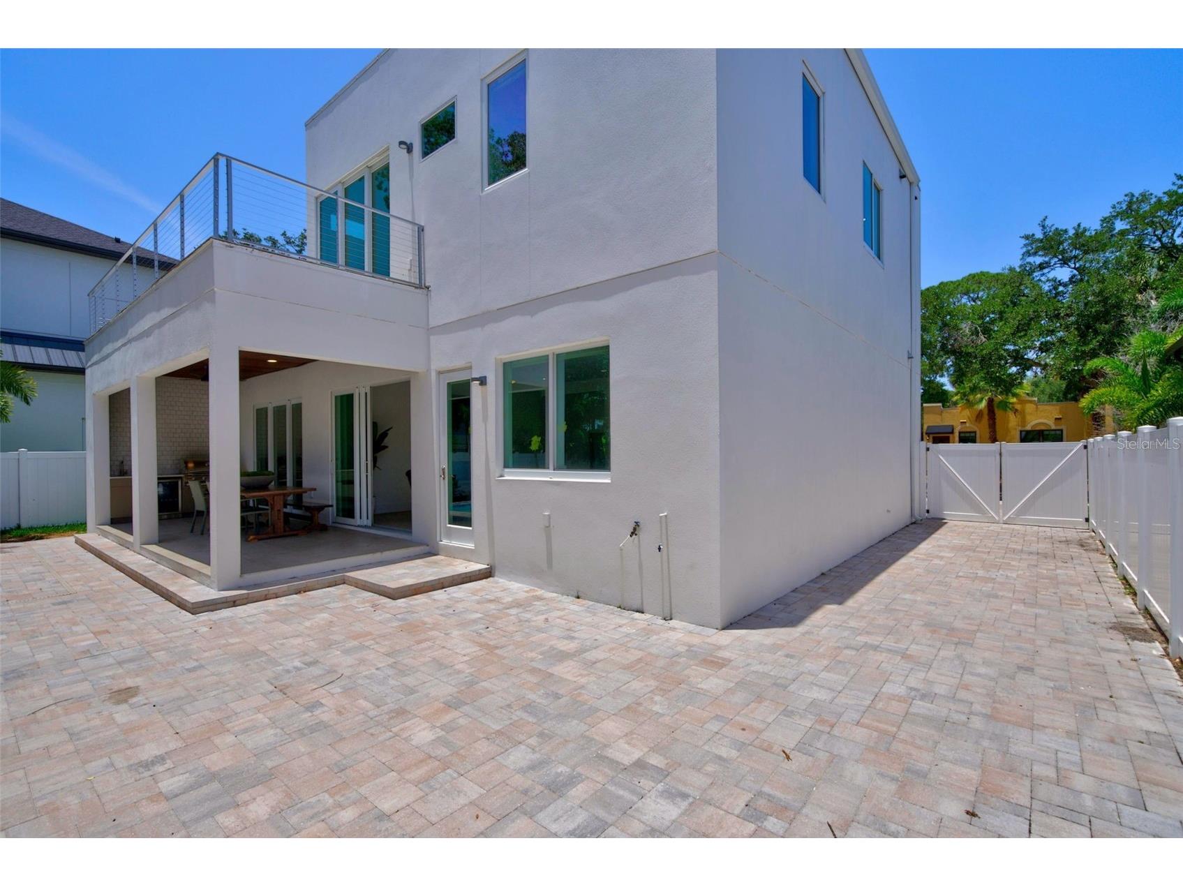 2430 Floyd Street Sarasota FL 34239 A4697497 image32