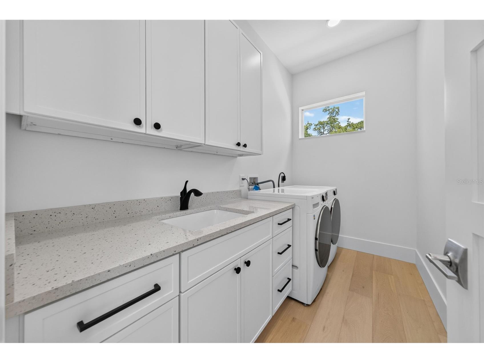 2430 Floyd Street Sarasota FL 34239 A4697497 image45