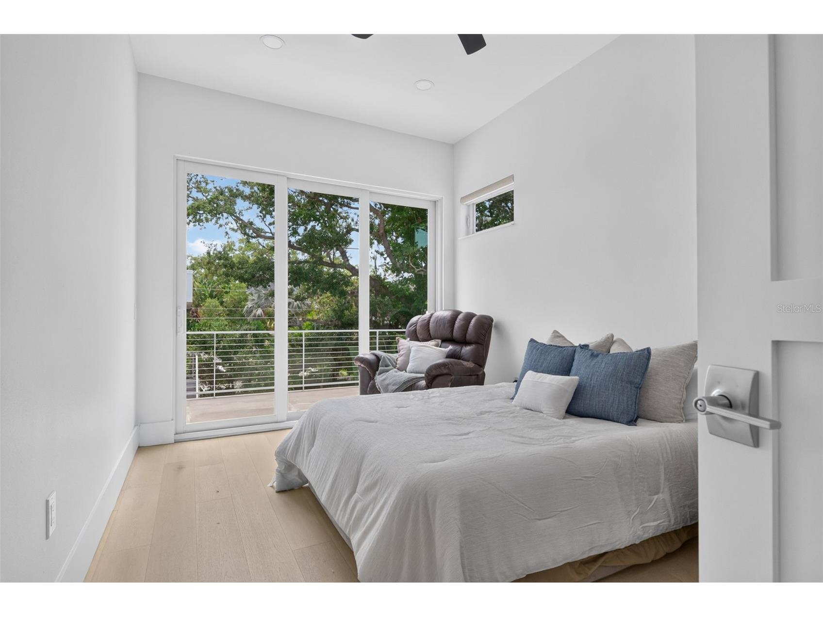 2430 Floyd Street Sarasota FL 34239 A4697497 image53