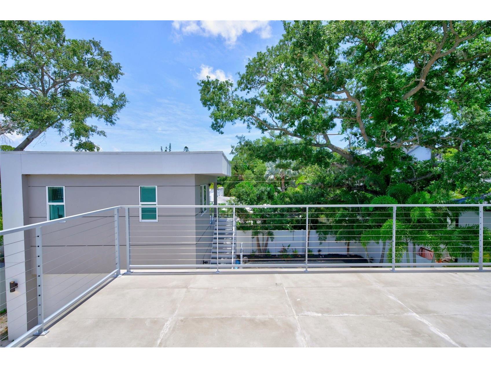 2430 Floyd Street Sarasota FL 34239 A4697497 image56