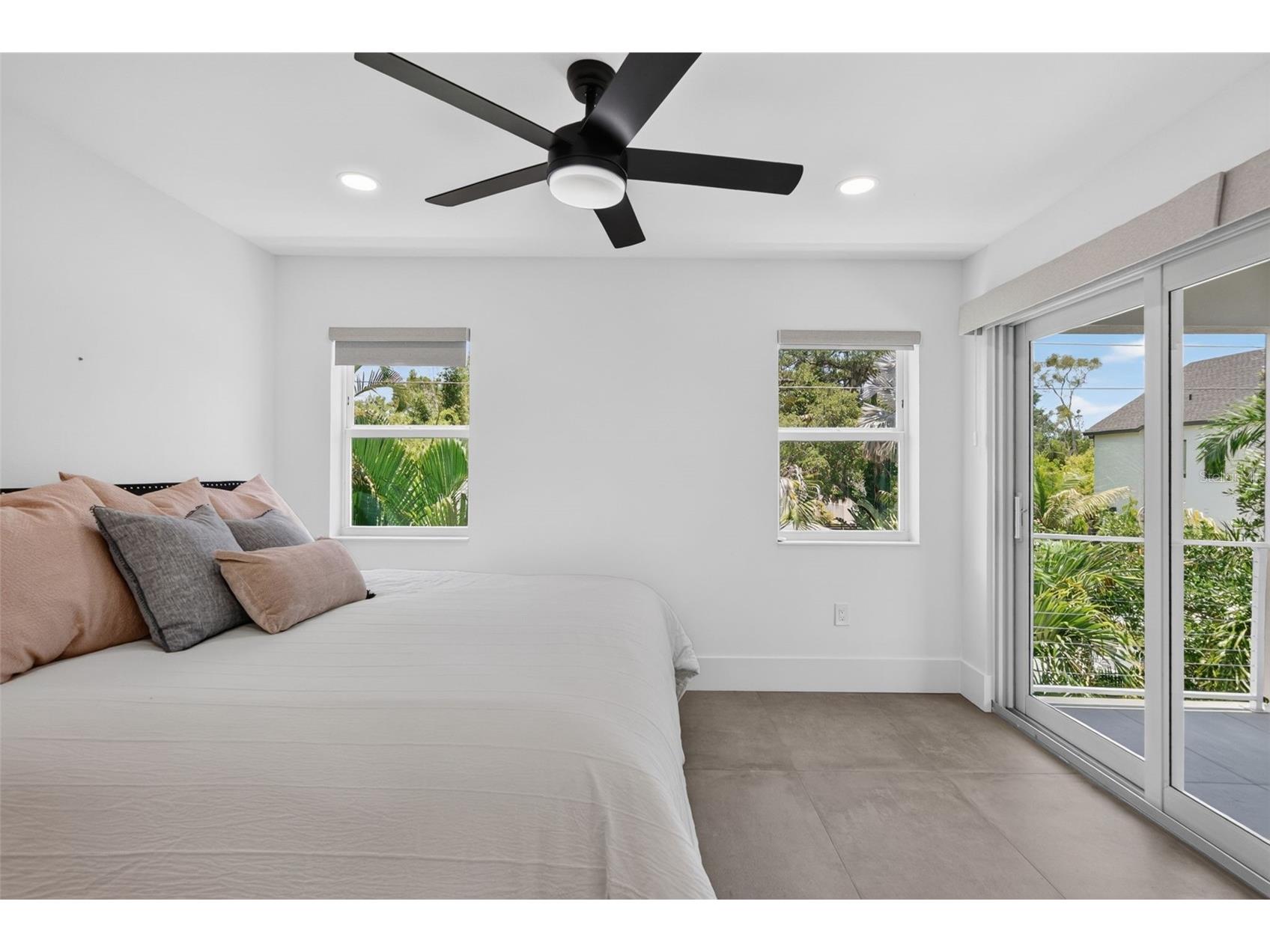 2430 Floyd Street Sarasota FL 34239 A4697497 image66