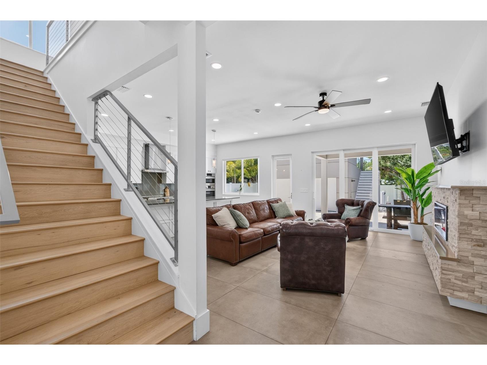 2430 Floyd Street Sarasota FL 34239 A4697497 image7