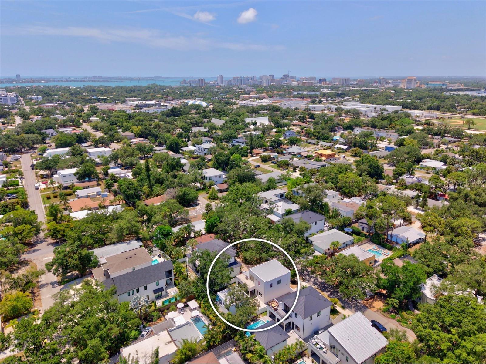 2430 Floyd Street Sarasota FL 34239 A4697497 image71