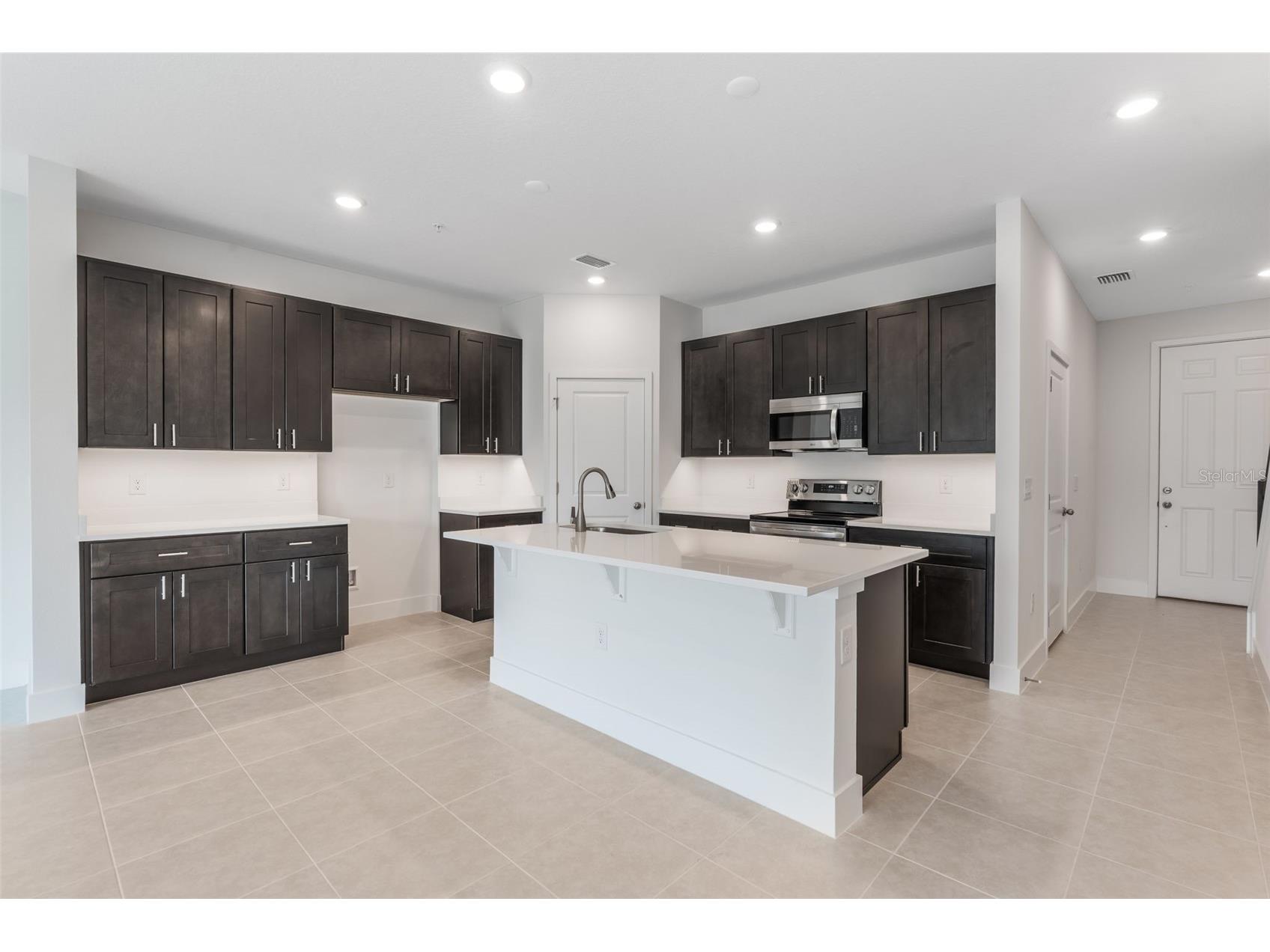 2430 Magnolia Reserve Road Ocoee FL 34761 W7880702 image4