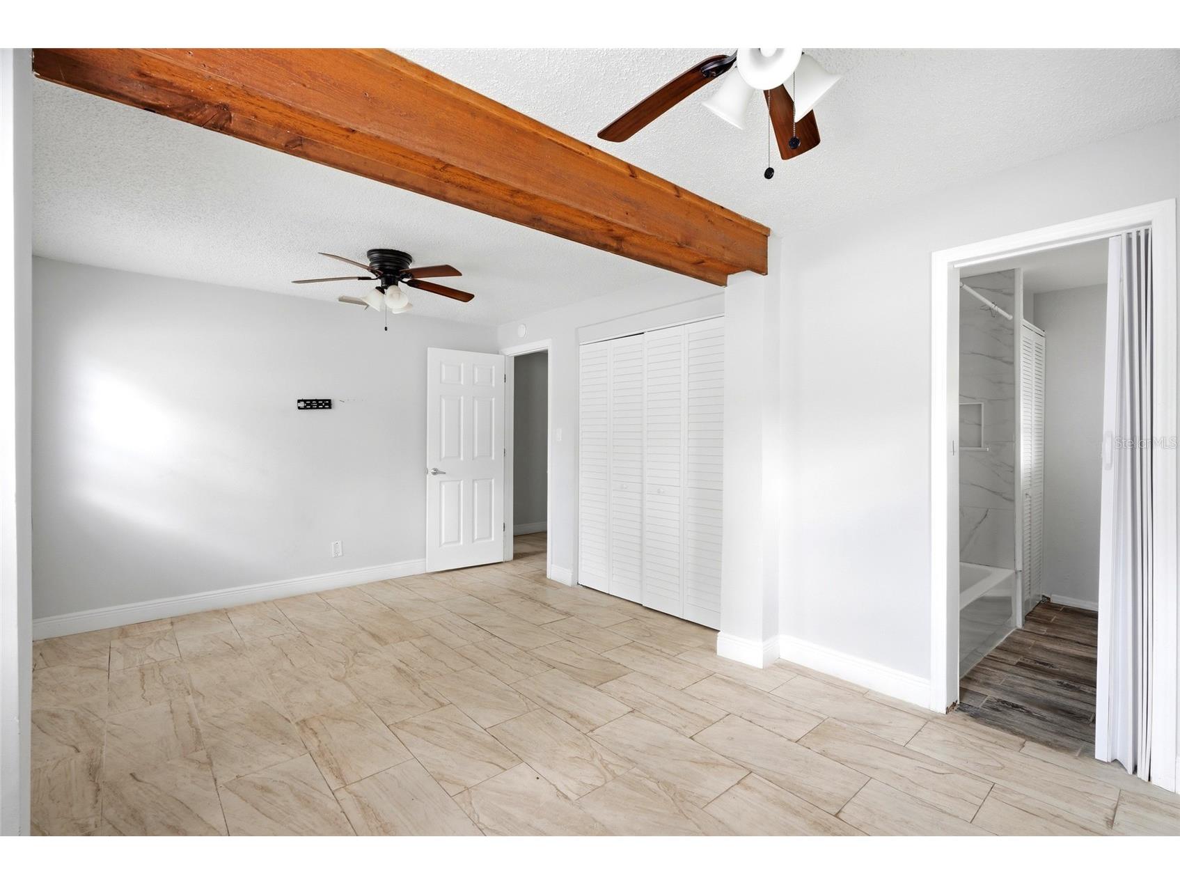2430 N Ramona Circle Tampa FL 33612 TB8522465 image12