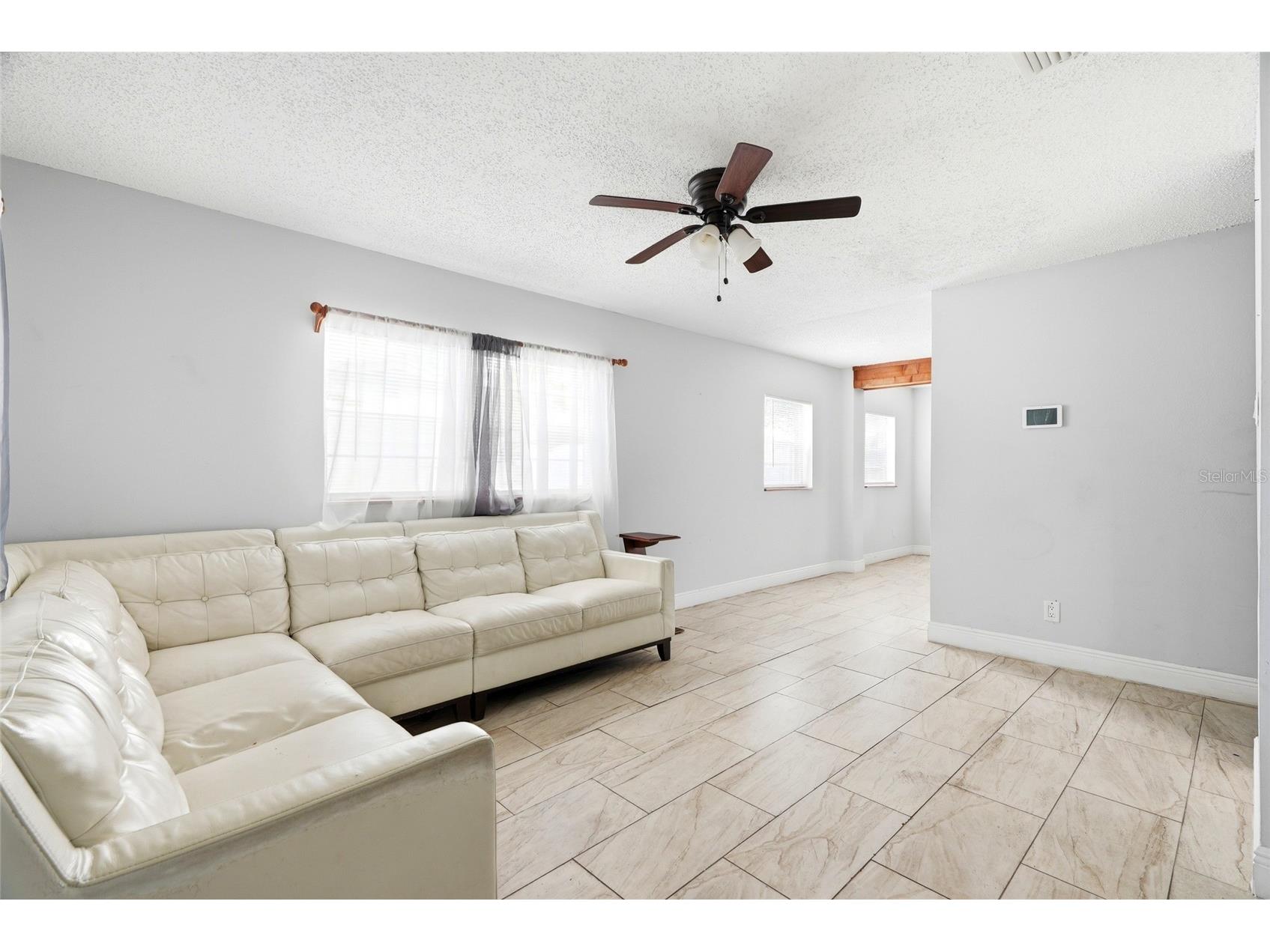 2430 N Ramona Circle Tampa FL 33612 TB8522465 image4