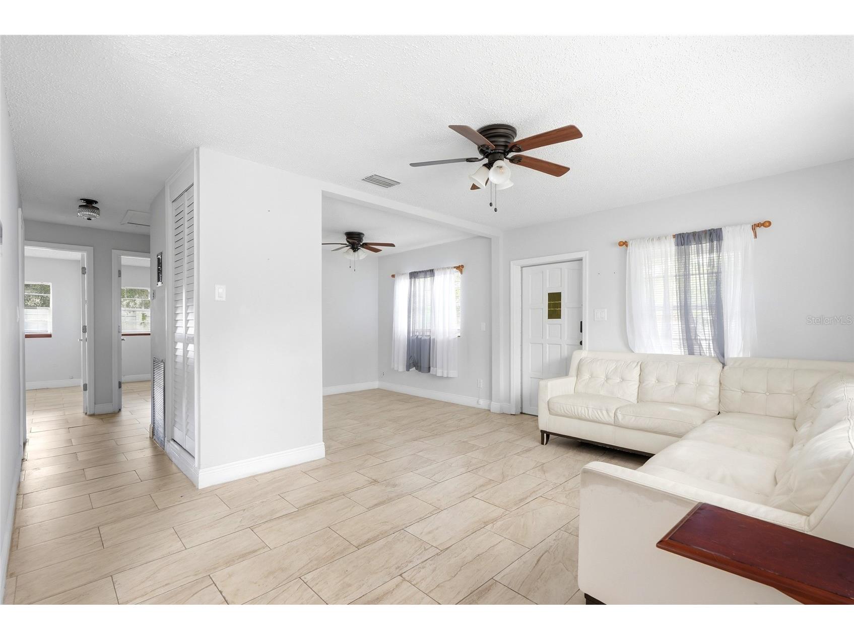 2430 N Ramona Circle Tampa FL 33612 TB8522465 image6