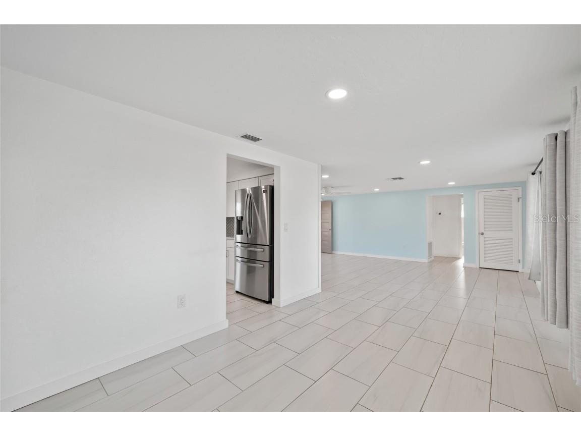 2430 Post Road Sarasota FL 34231 A4672621 image10