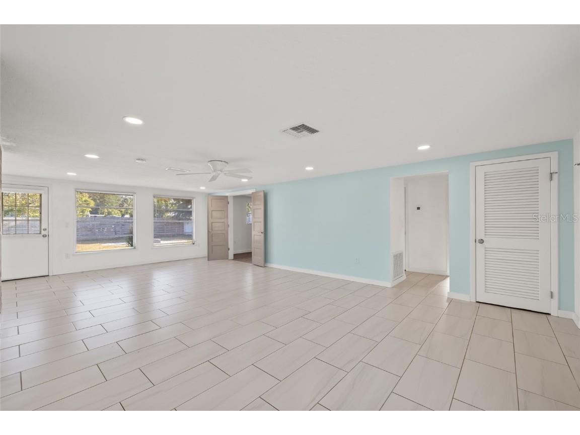 2430 Post Road Sarasota FL 34231 A4672621 image8