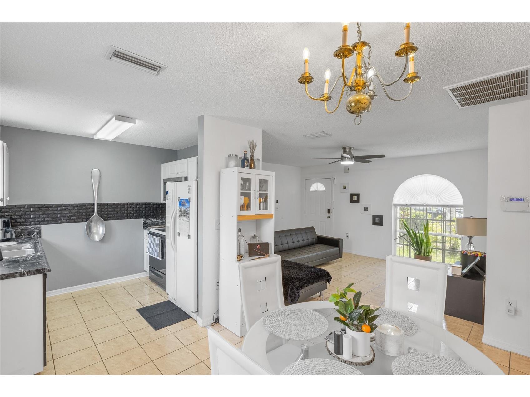 2430 Quail Run Boulevard Kissimmee FL 34744 V4948022 image6