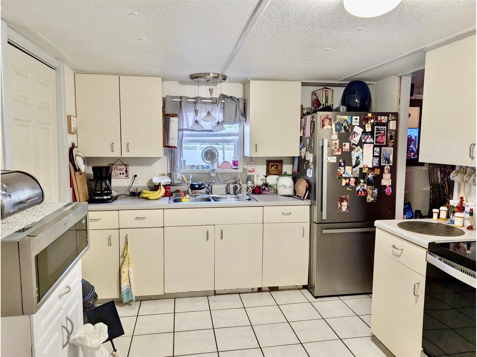 24302 Maxwell Street Astor FL 32102 R4910456 image5
