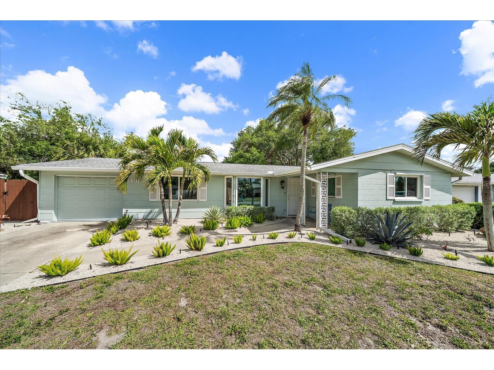 2431 Bispham Road Sarasota FL 34231 A4687726 image1