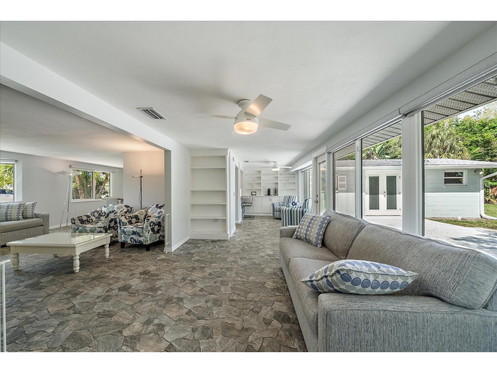 2431 Bispham Road Sarasota FL 34231 A4687726 image14