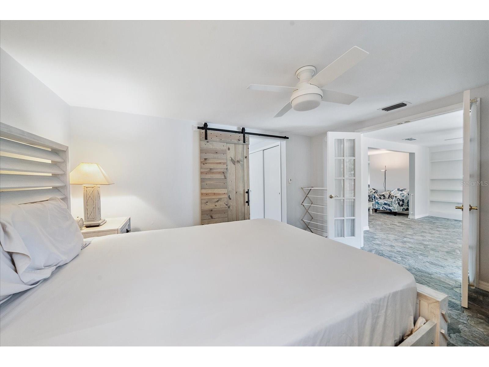 2431 Bispham Road Sarasota FL 34231 A4687726 image16