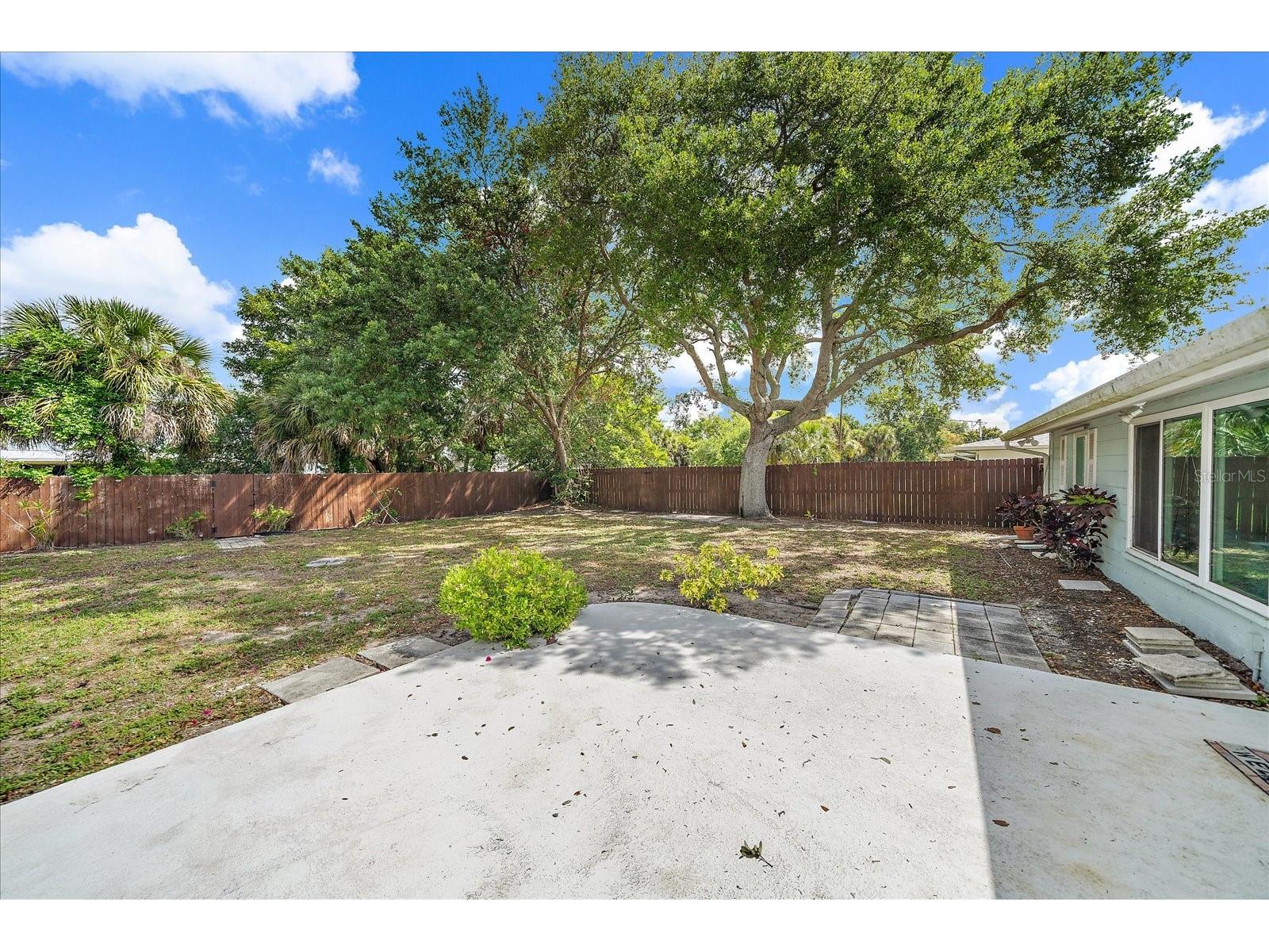 2431 Bispham Road Sarasota FL 34231 A4687726 image25