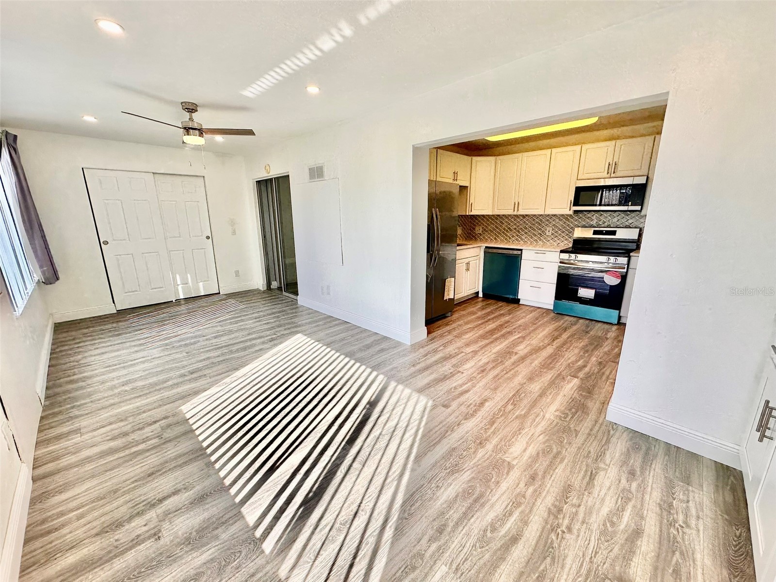 2431 Canadian Way #37 Clearwater FL 33763 TB8469449 image11