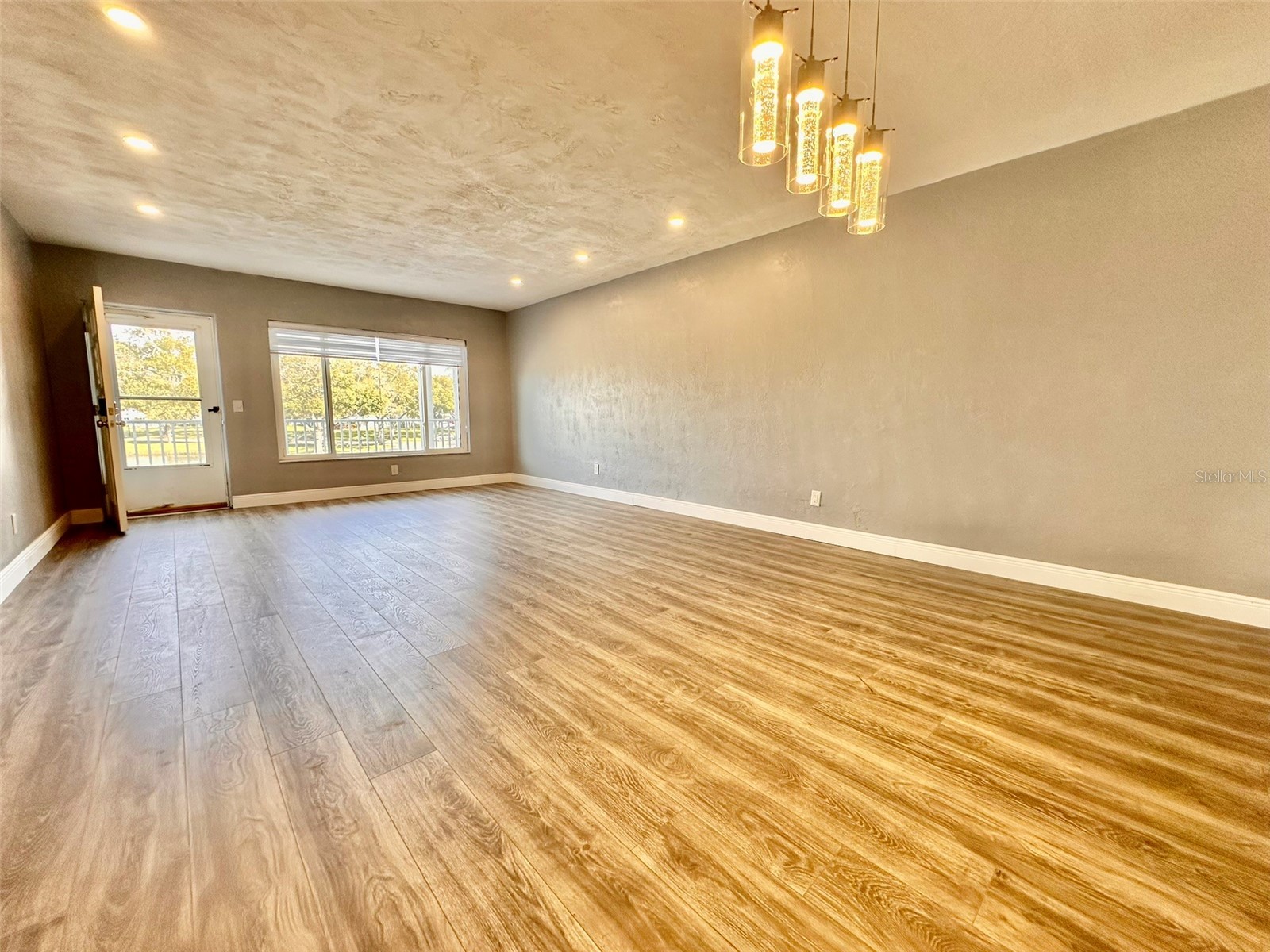 2431 Canadian Way #37 Clearwater FL 33763 TB8469449 image6